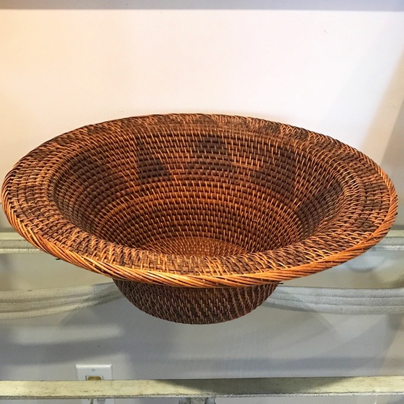 Rattan Basket - Picture 1 of 4